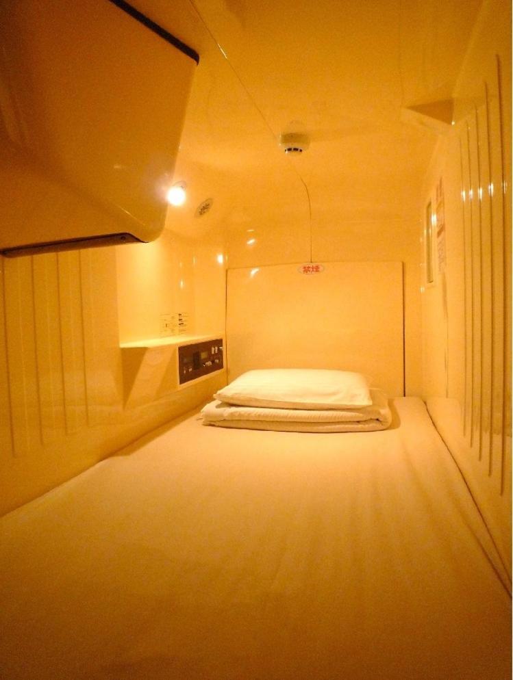 Capsule Hotel & Sauna Noble Chiba Extérieur photo