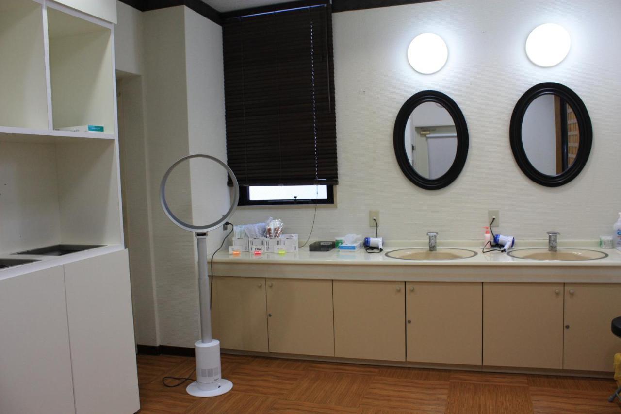 Capsule Hotel & Sauna Noble Chiba Extérieur photo