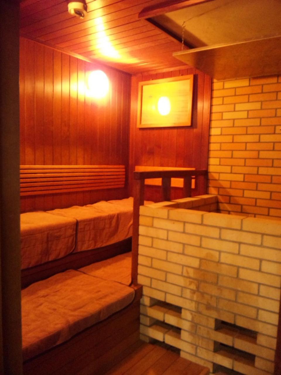 Capsule Hotel & Sauna Noble Chiba Extérieur photo